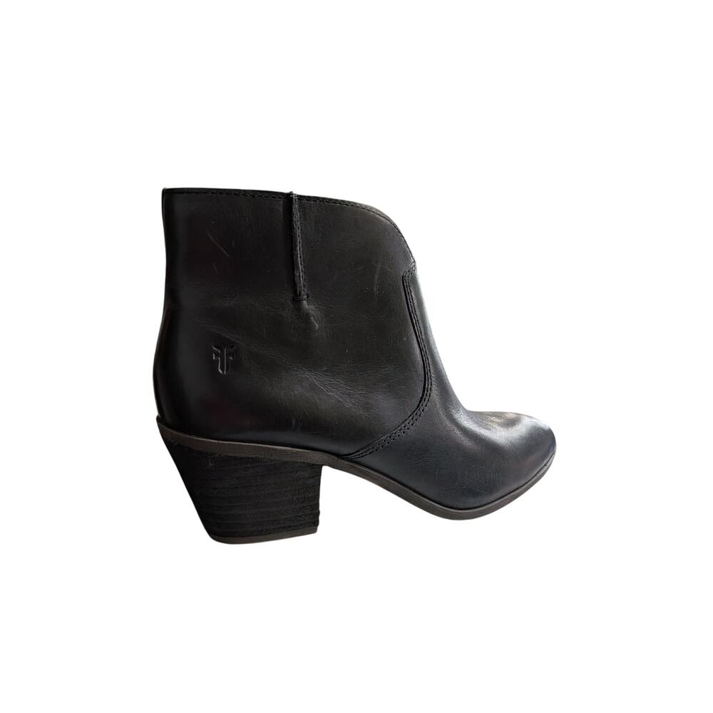 Frye Leather Ankle Boots Size 6.5 Black Stacked Heel Western Minimalist Boho